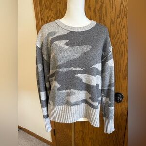 Splendid Gray Knit Sweater